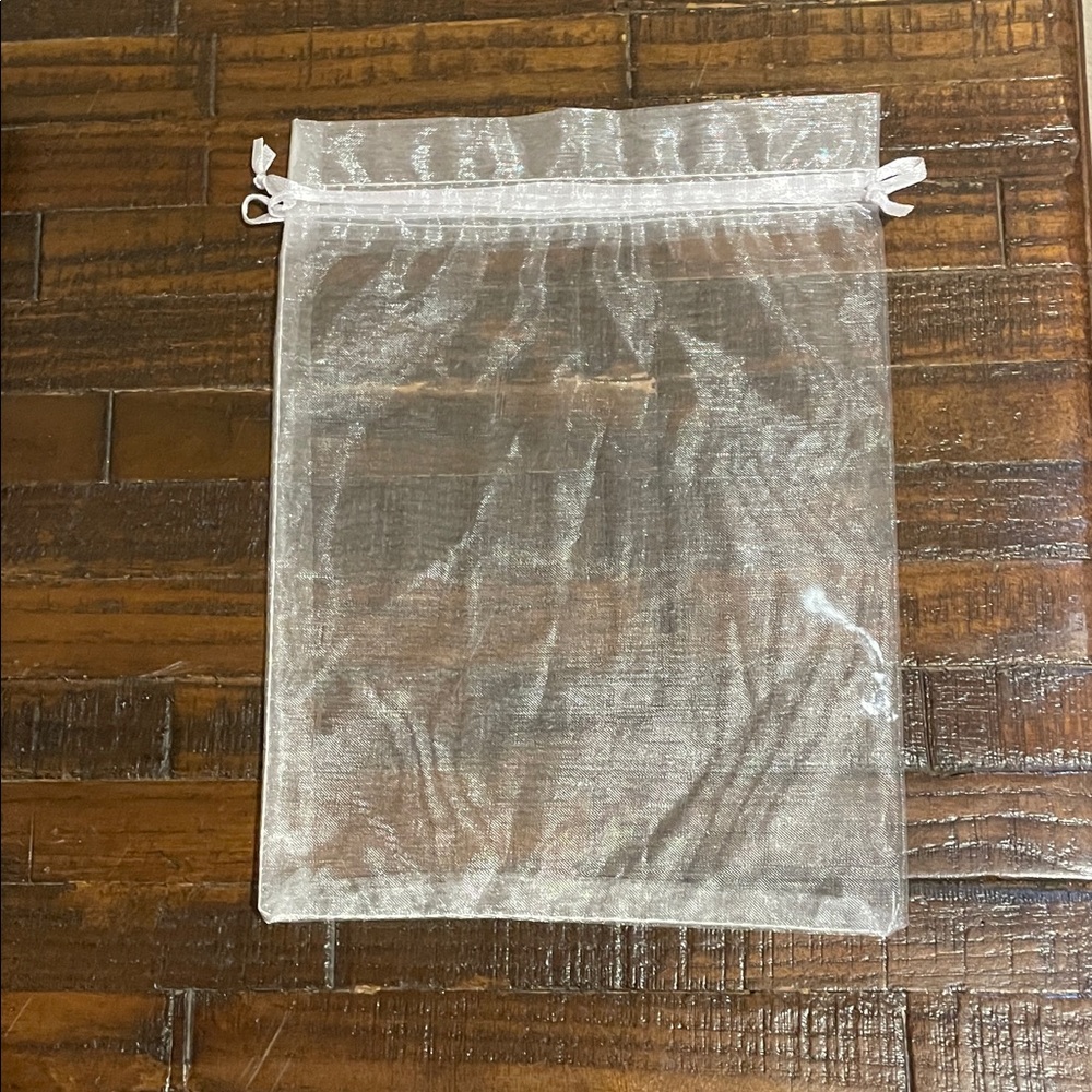 Source Unknown White Organza Bag